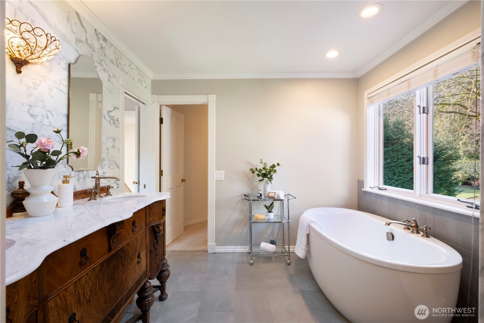 3123 240th Avenue NE, Sammamish, WA 98074