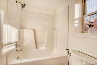 9010 18th Ave SW #A, Seattle, WA 98106 - Photo 18