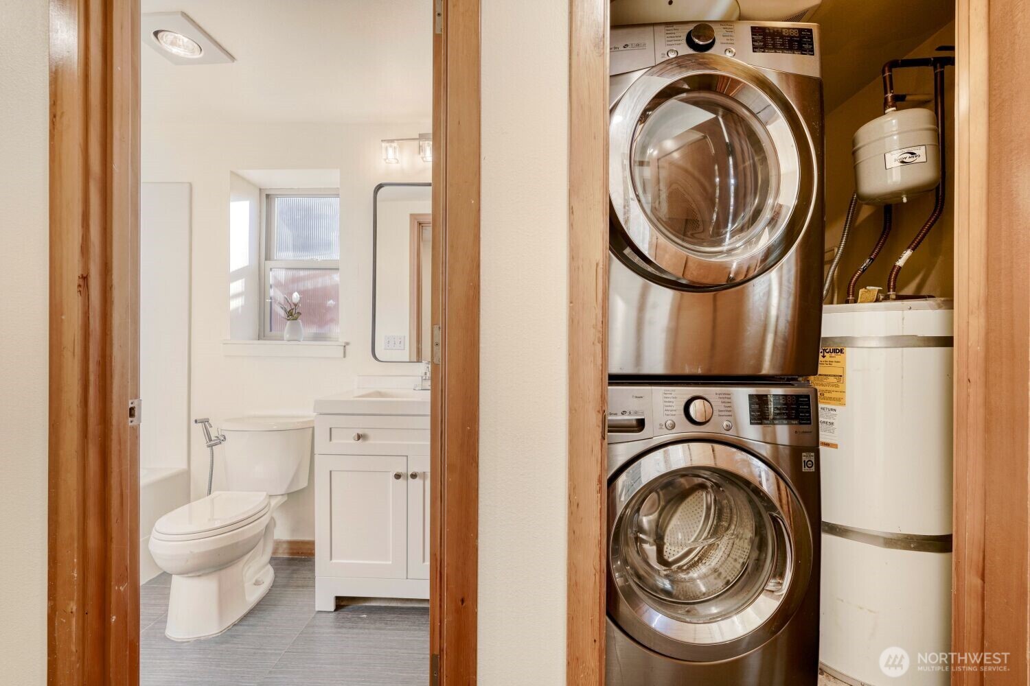 9010 18th Ave SW #A, Seattle, WA 98106