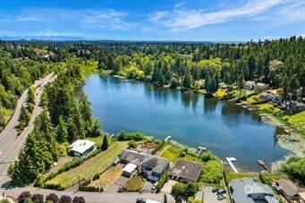 6800 132nd Place SE #W104, Newcastle, WA 98059