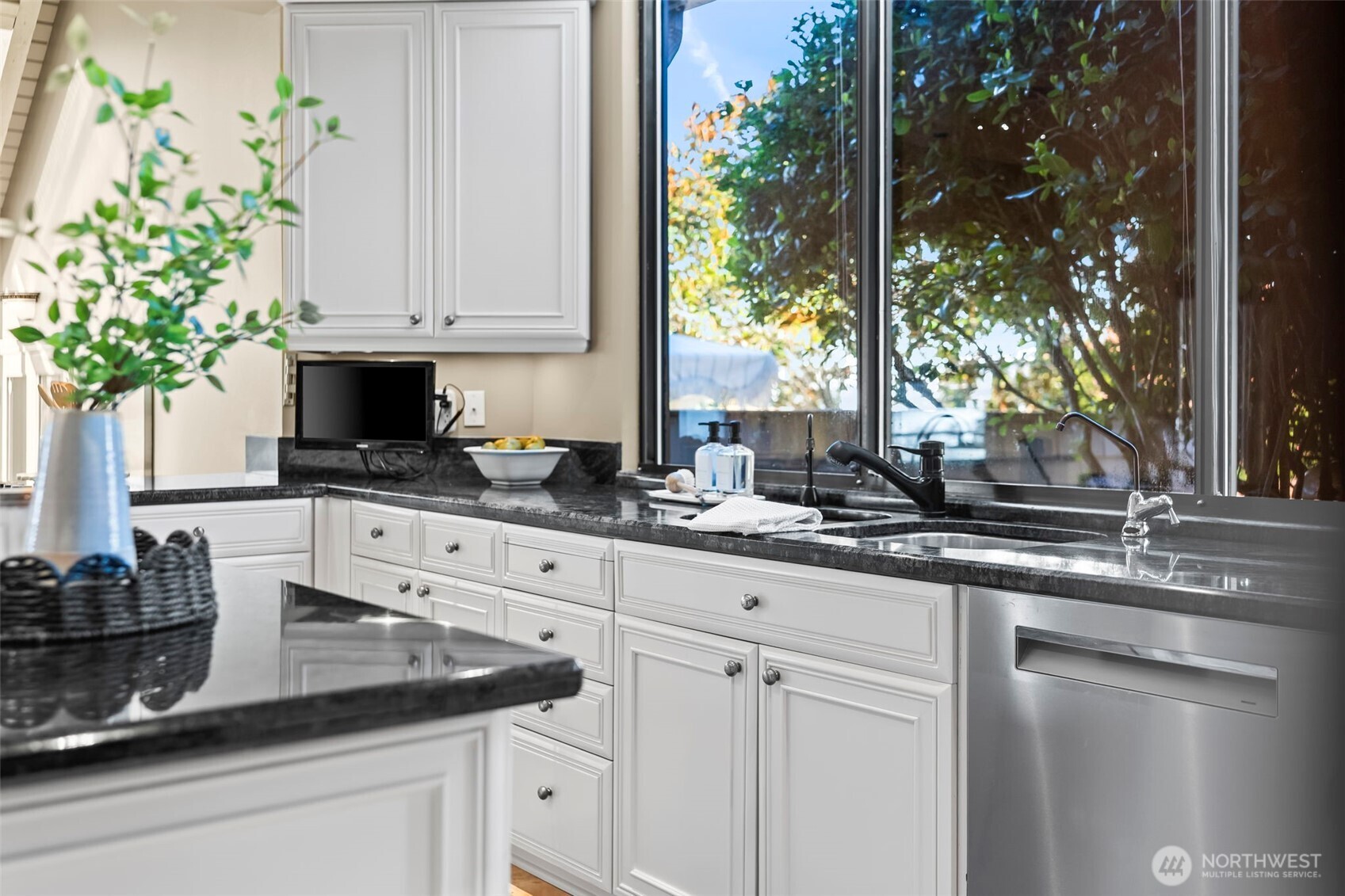 710 42nd Avenue NW, Gig Harbor, WA 98335