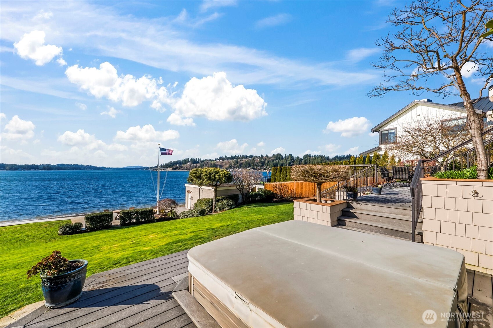 710 42nd Avenue NW, Gig Harbor, WA 98335