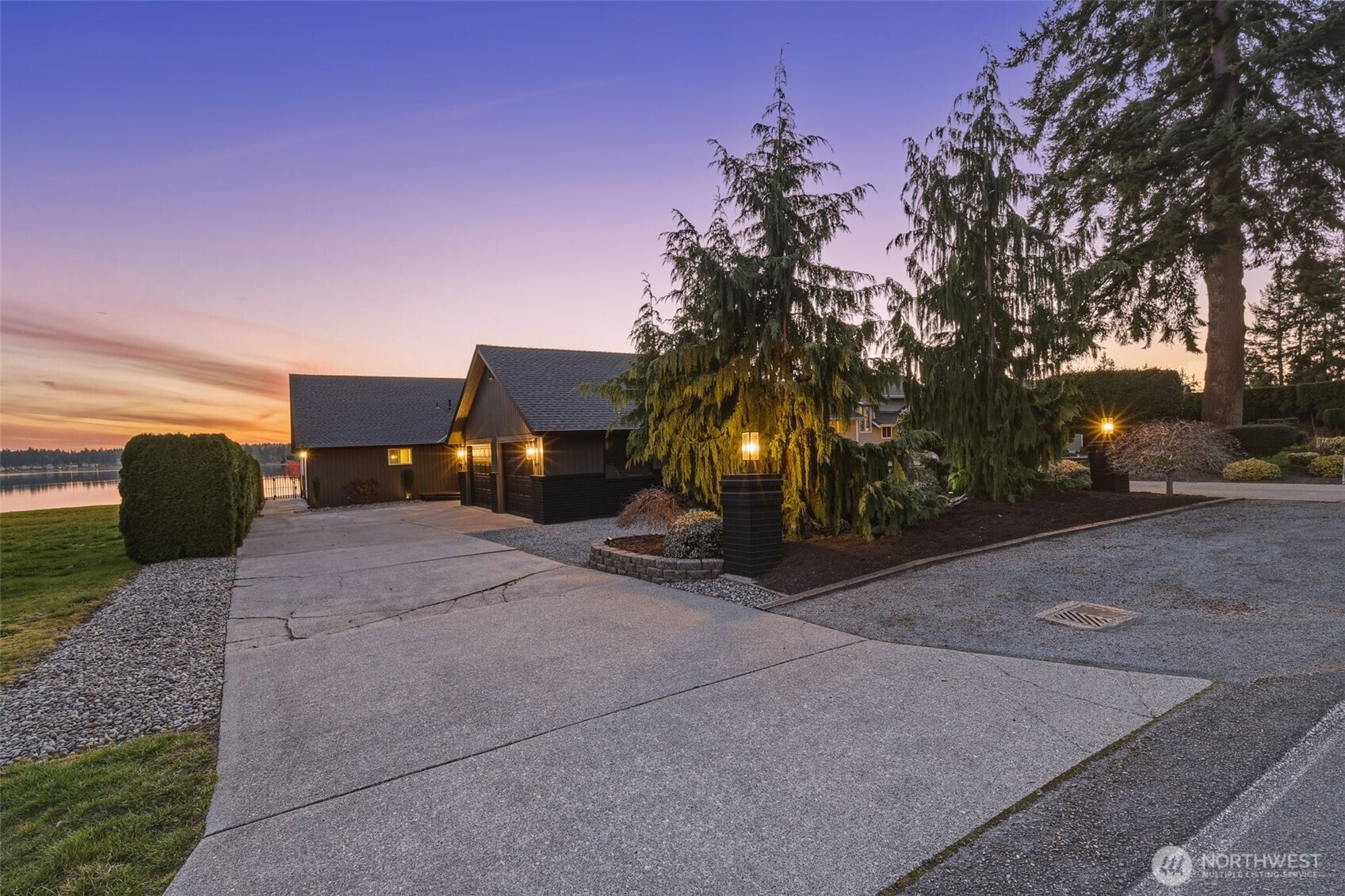 3417 204th Avenue Ct E, Lake Tapps, WA 98391