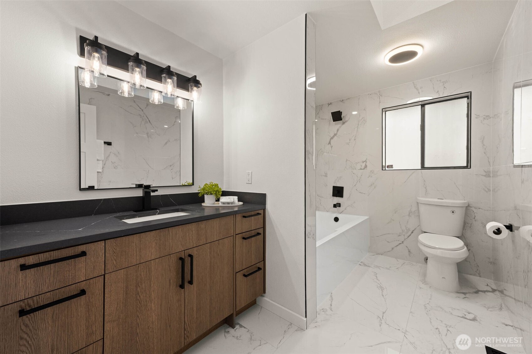 6101 Agnes Road NE, Tacoma, WA 98422