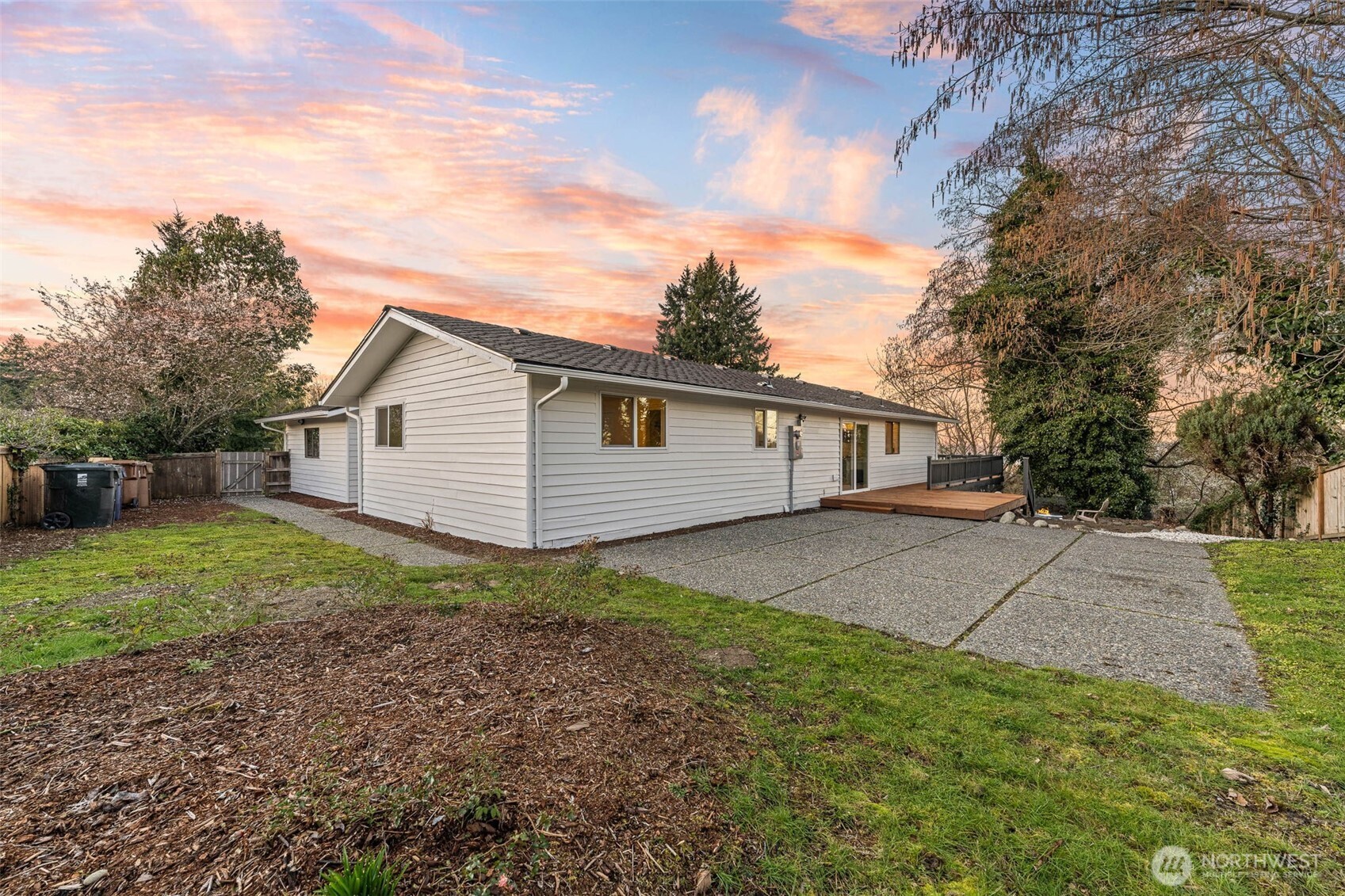 6101 Agnes Road NE, Tacoma, WA 98422