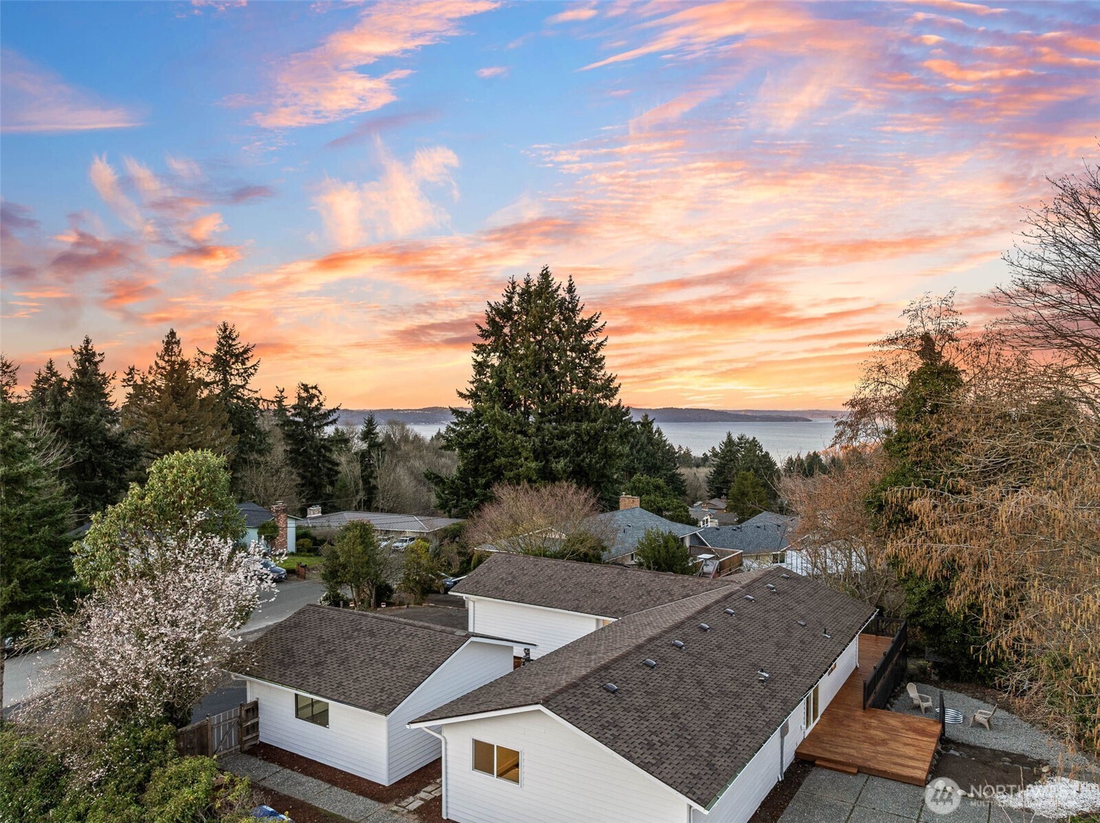 6101 Agnes Road NE, Tacoma, WA 98422