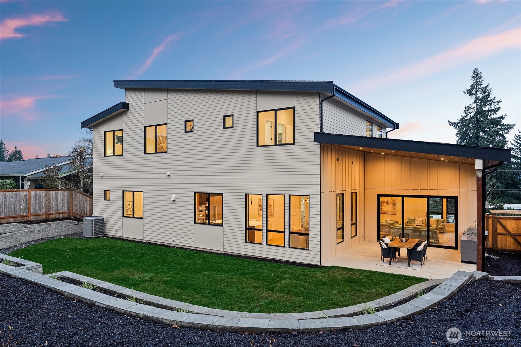 2423 129th Avenue SE, Bellevue, WA 98005