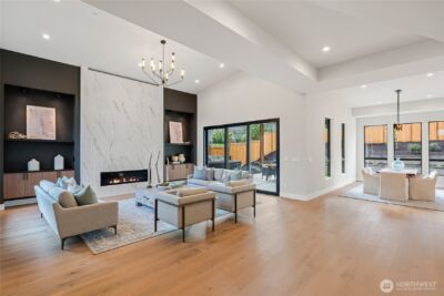 2423 129th Avenue SE, Bellevue, WA 98005 - Photo 4