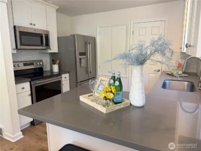 4329 NE 56th Street , Seattle, WA 98105 - Photo 11