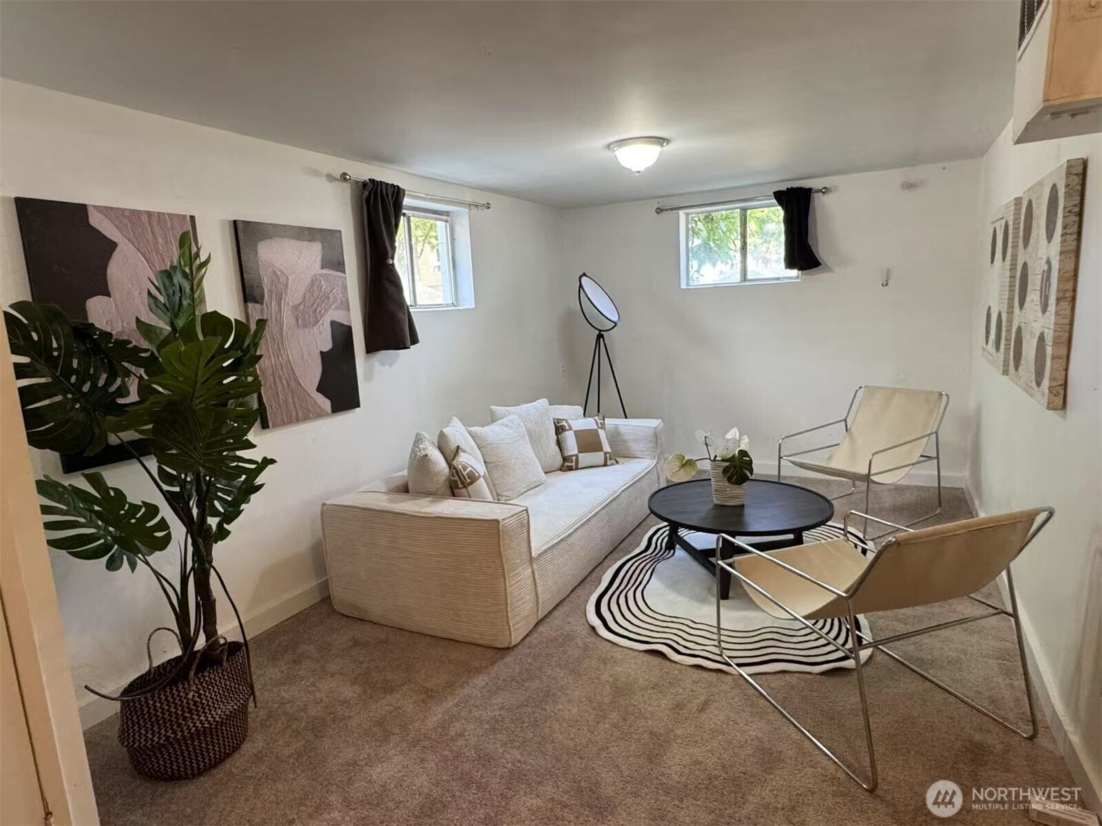 4329 NE 56th Street , Seattle, WA 98105