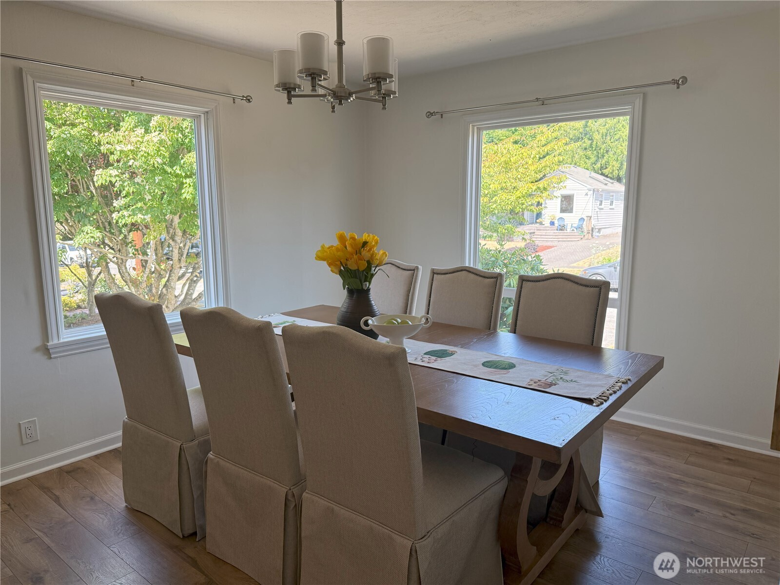 4329 NE 56th Street , Seattle, WA 98105