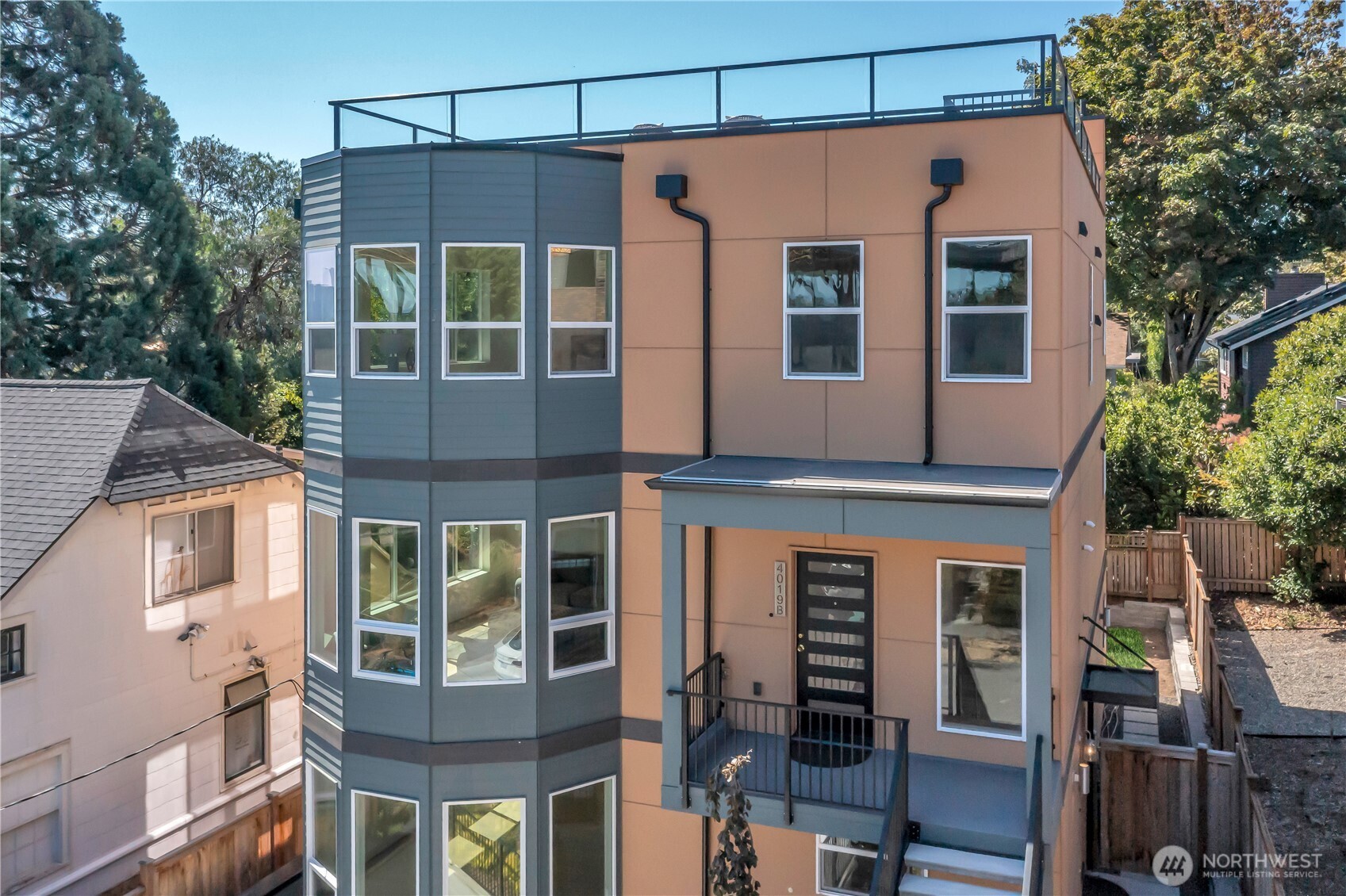 4019 4th Avenue NE #B, Seattle, WA 98105