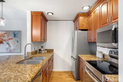 500 Aloha Street #211, Seattle, WA 98109 - Photo 12