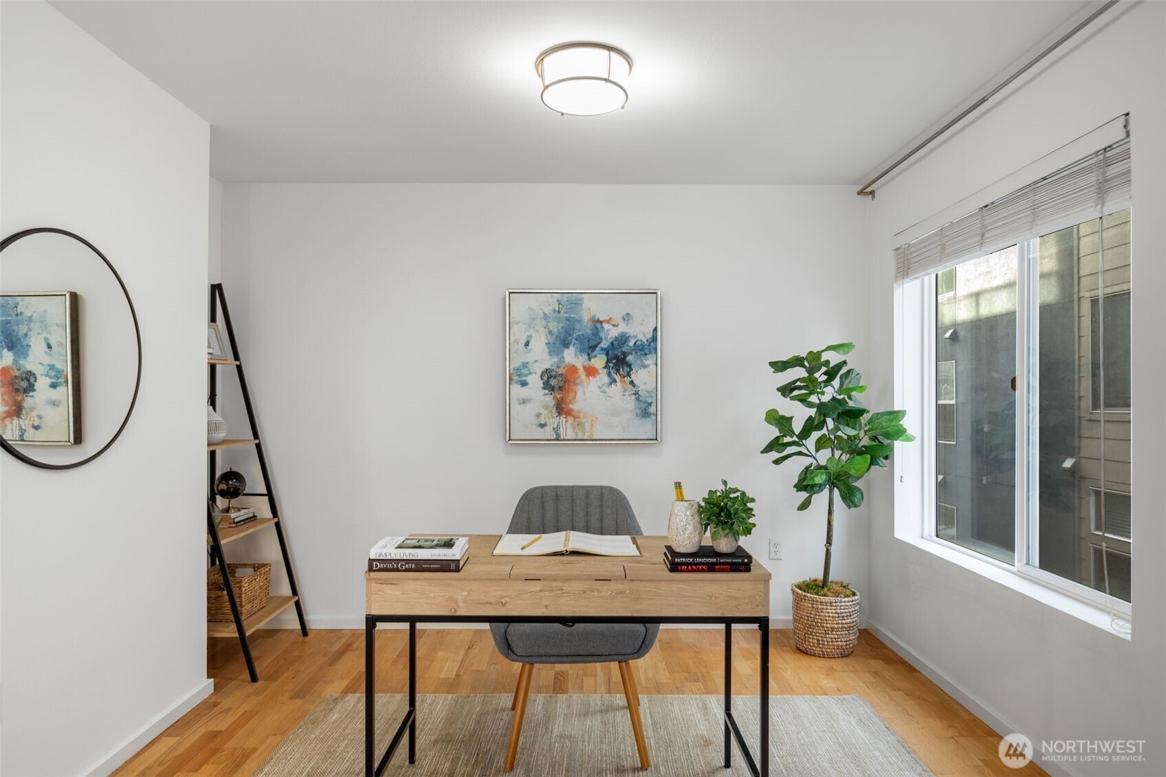 500 Aloha Street #211, Seattle, WA 98109