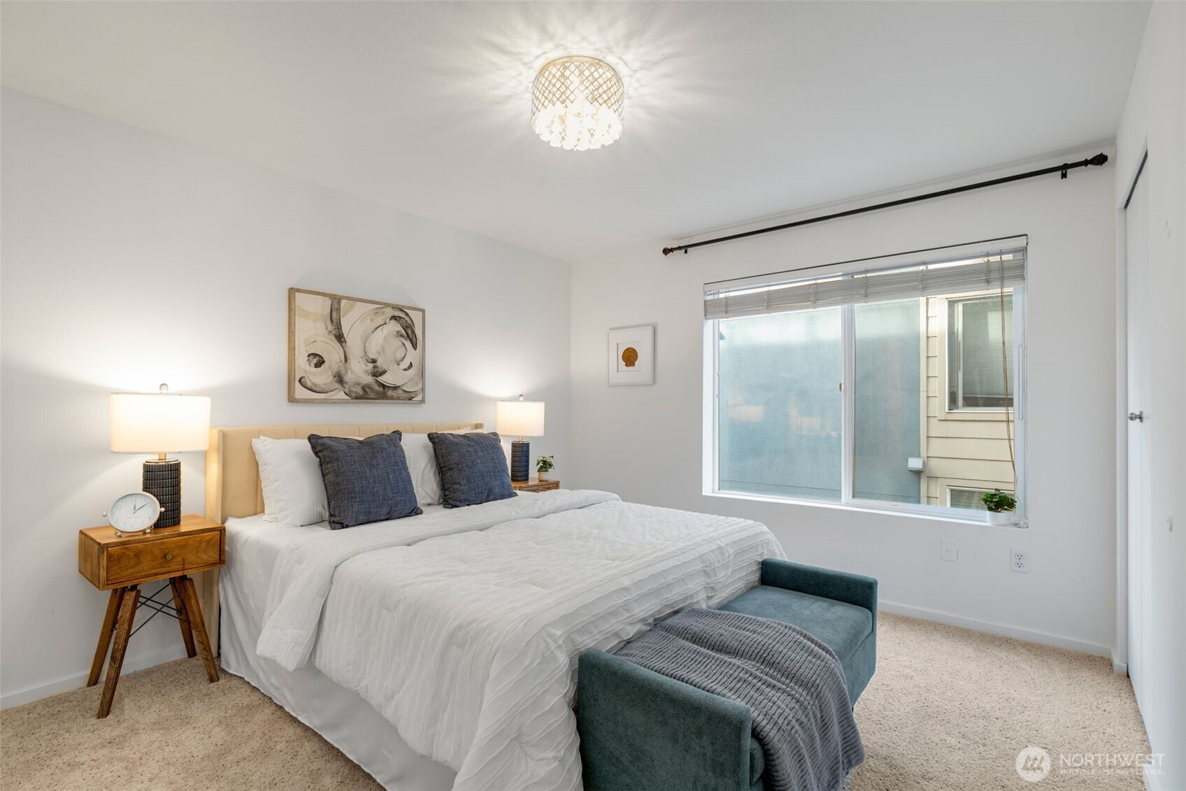 500 Aloha Street #211, Seattle, WA 98109