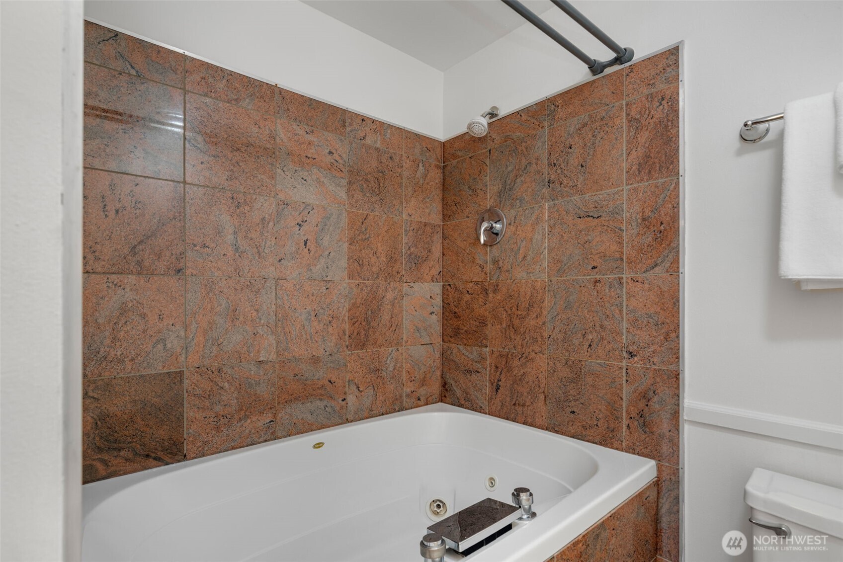 500 Aloha Street #211, Seattle, WA 98109