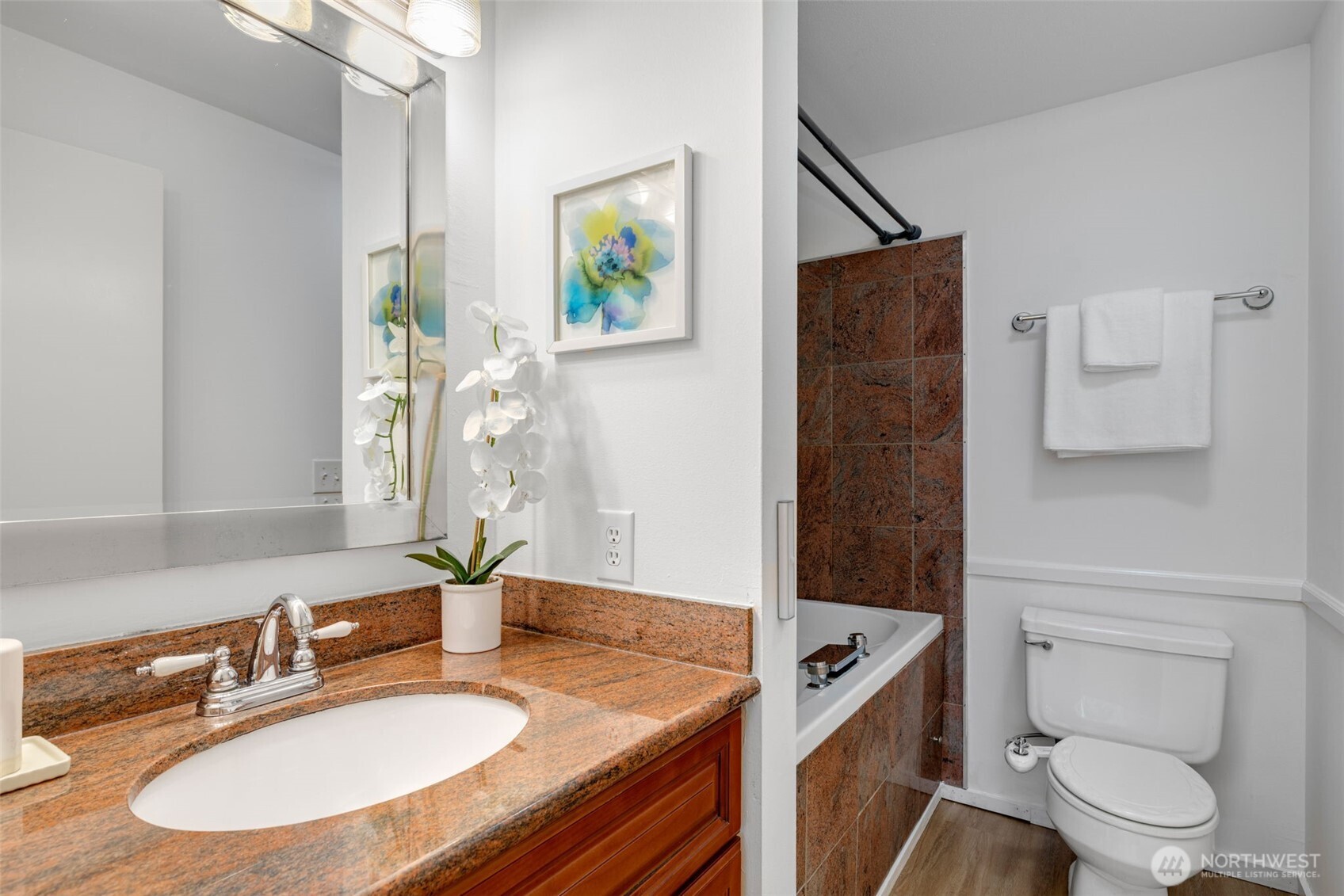 500 Aloha Street #211, Seattle, WA 98109