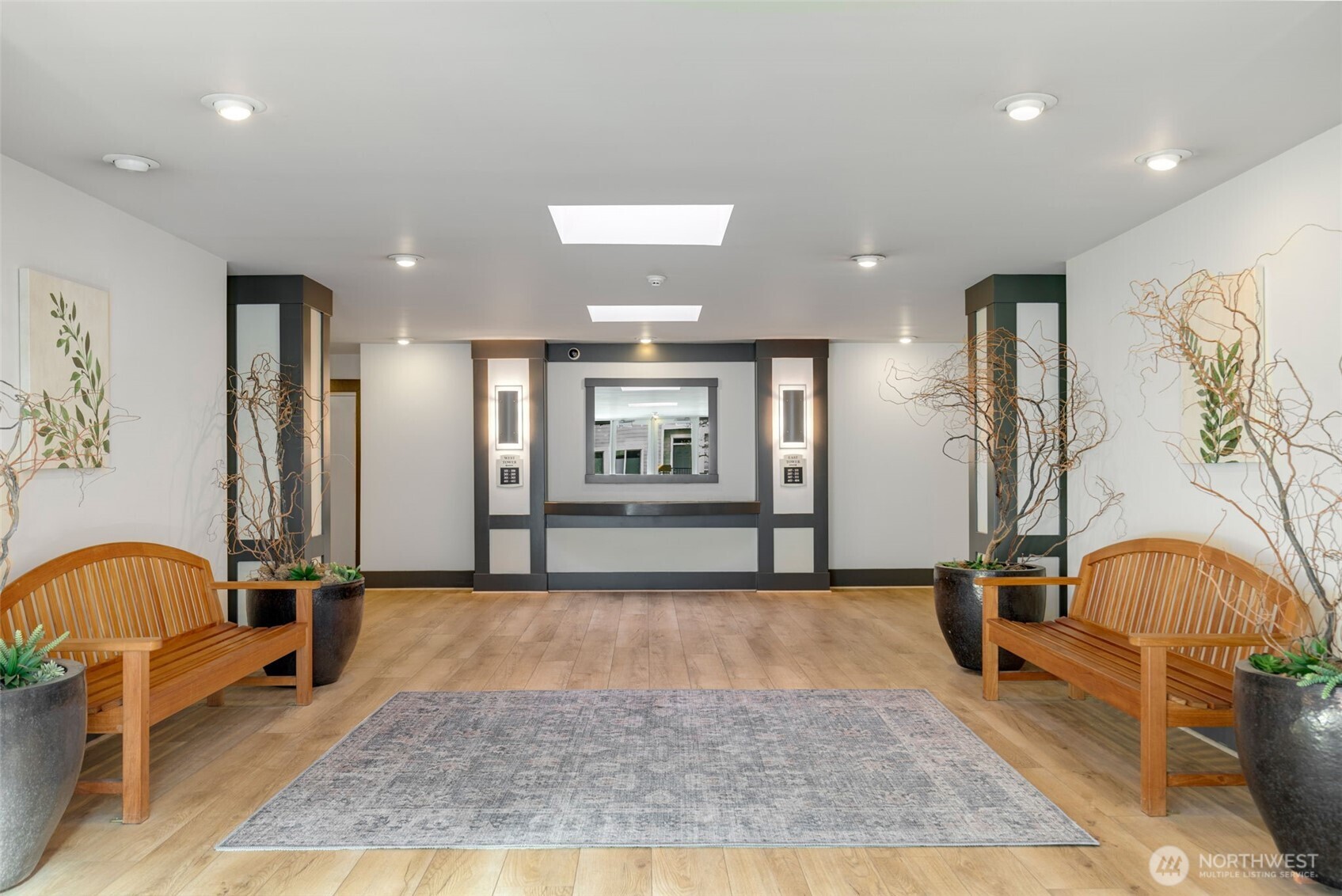 500 Aloha Street #211, Seattle, WA 98109