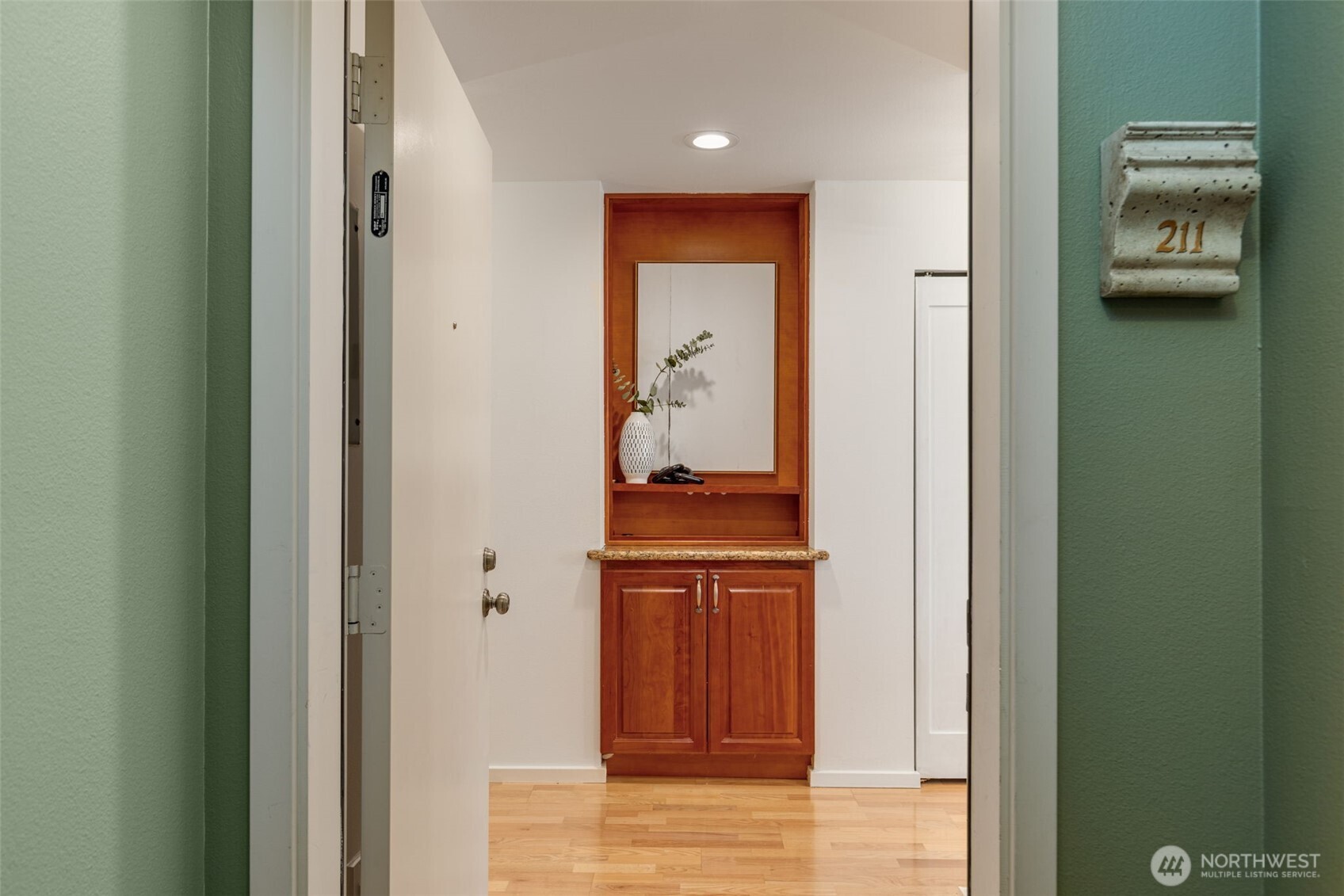 500 Aloha Street #211, Seattle, WA 98109