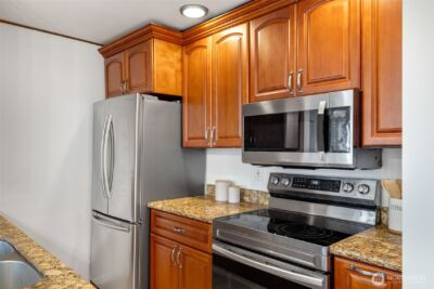 500 Aloha Street #211, Seattle, WA 98109 - Photo 9