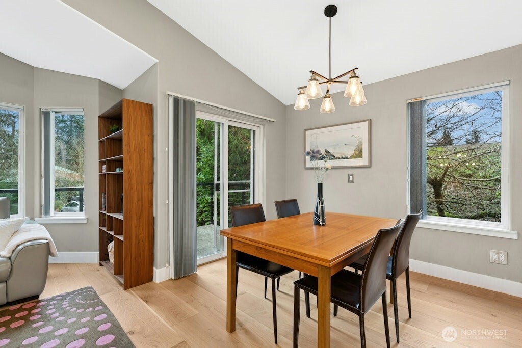 14547 Evanston Avenue N, Shoreline, WA 98133