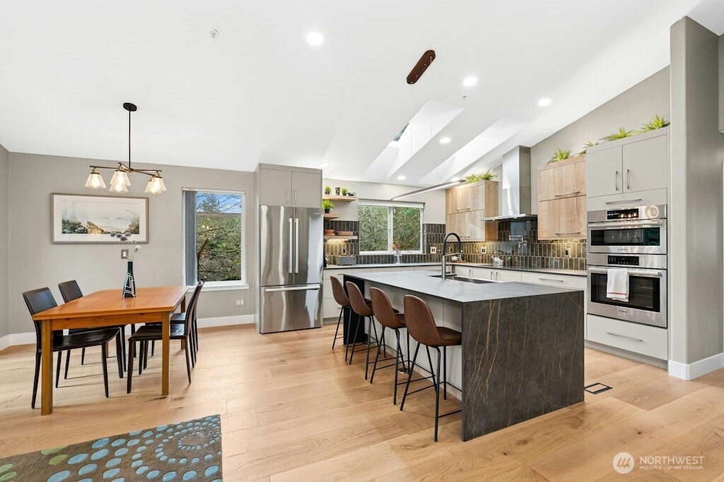 14547 Evanston Avenue N, Shoreline, WA 98133