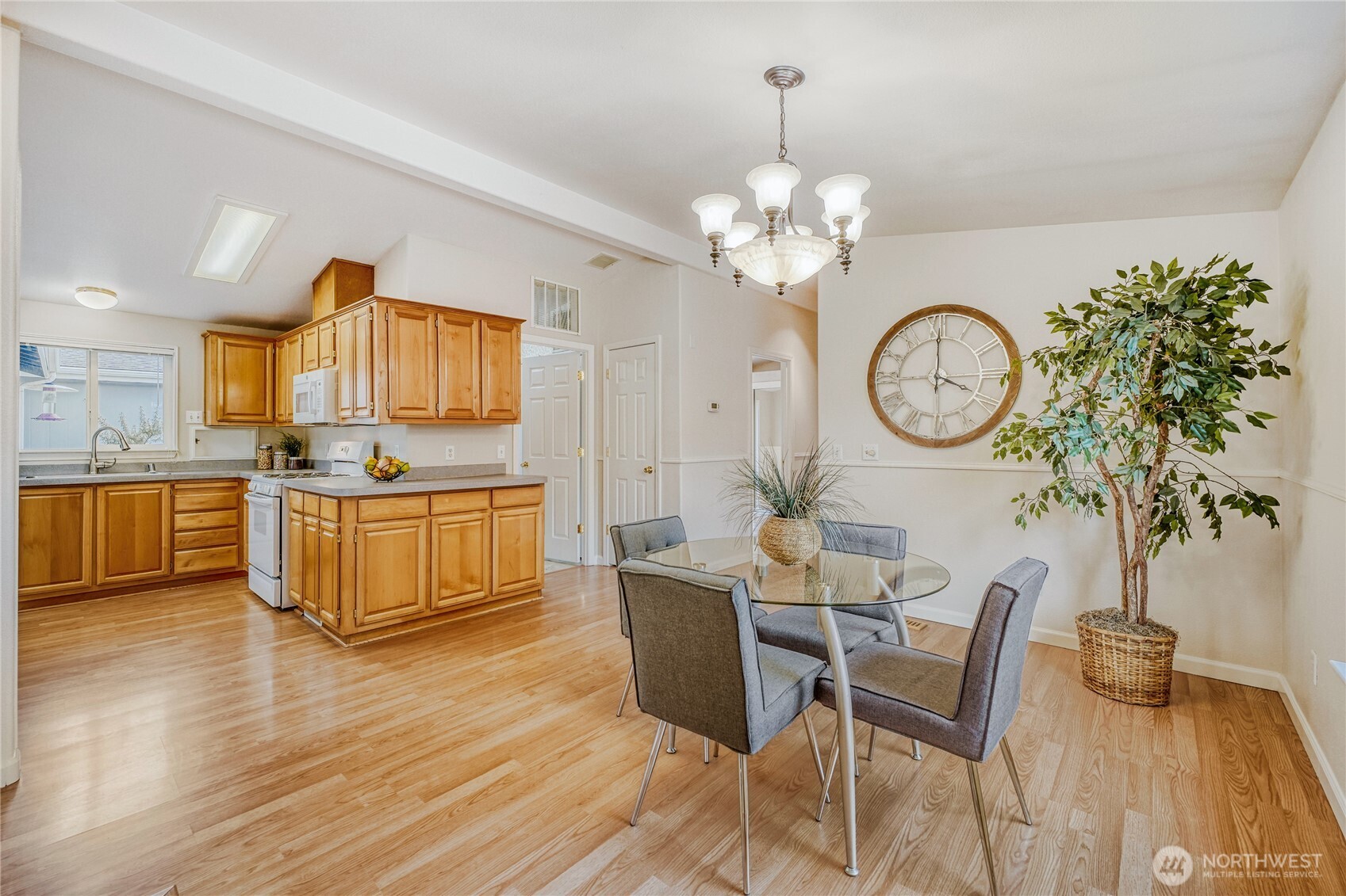 22241 SE 241st Place #62, Maple Valley, WA 98038