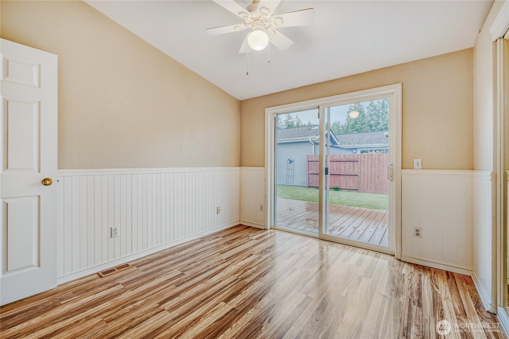 22241 SE 241st Place #62, Maple Valley, WA 98038