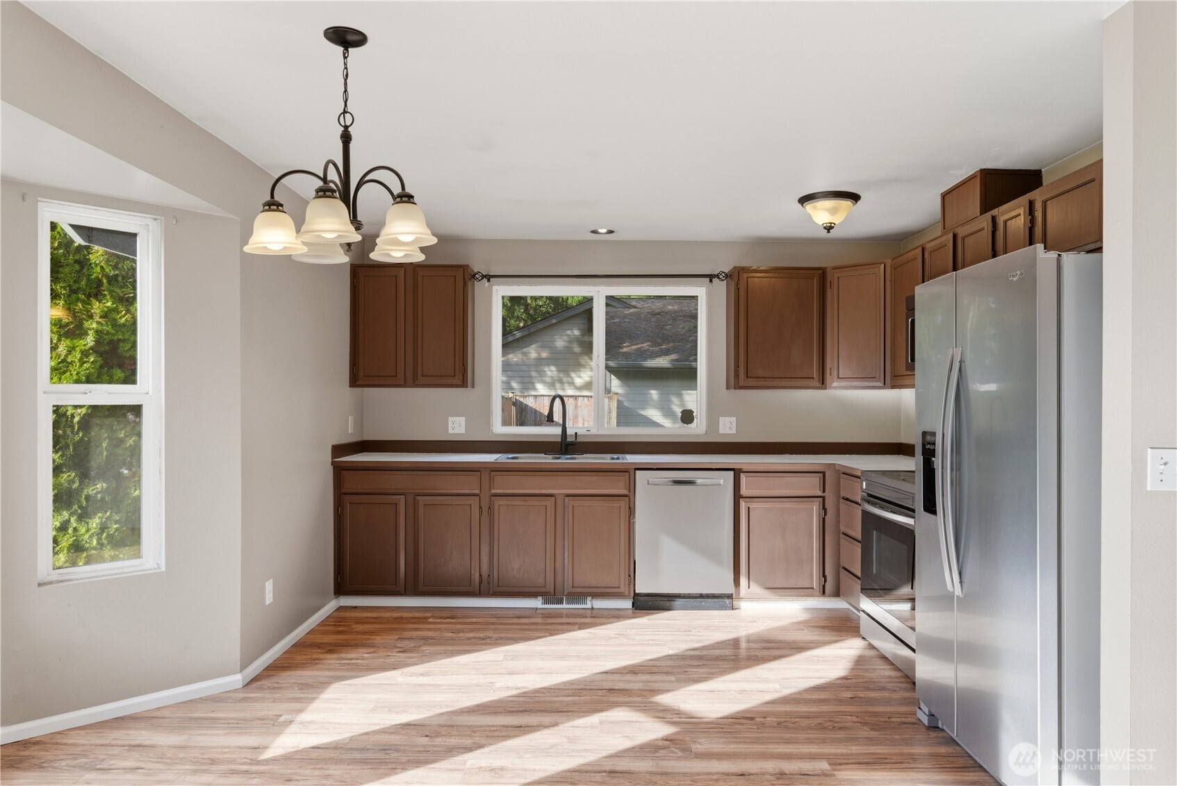 24512 46th Avenue E, Graham, WA 98338