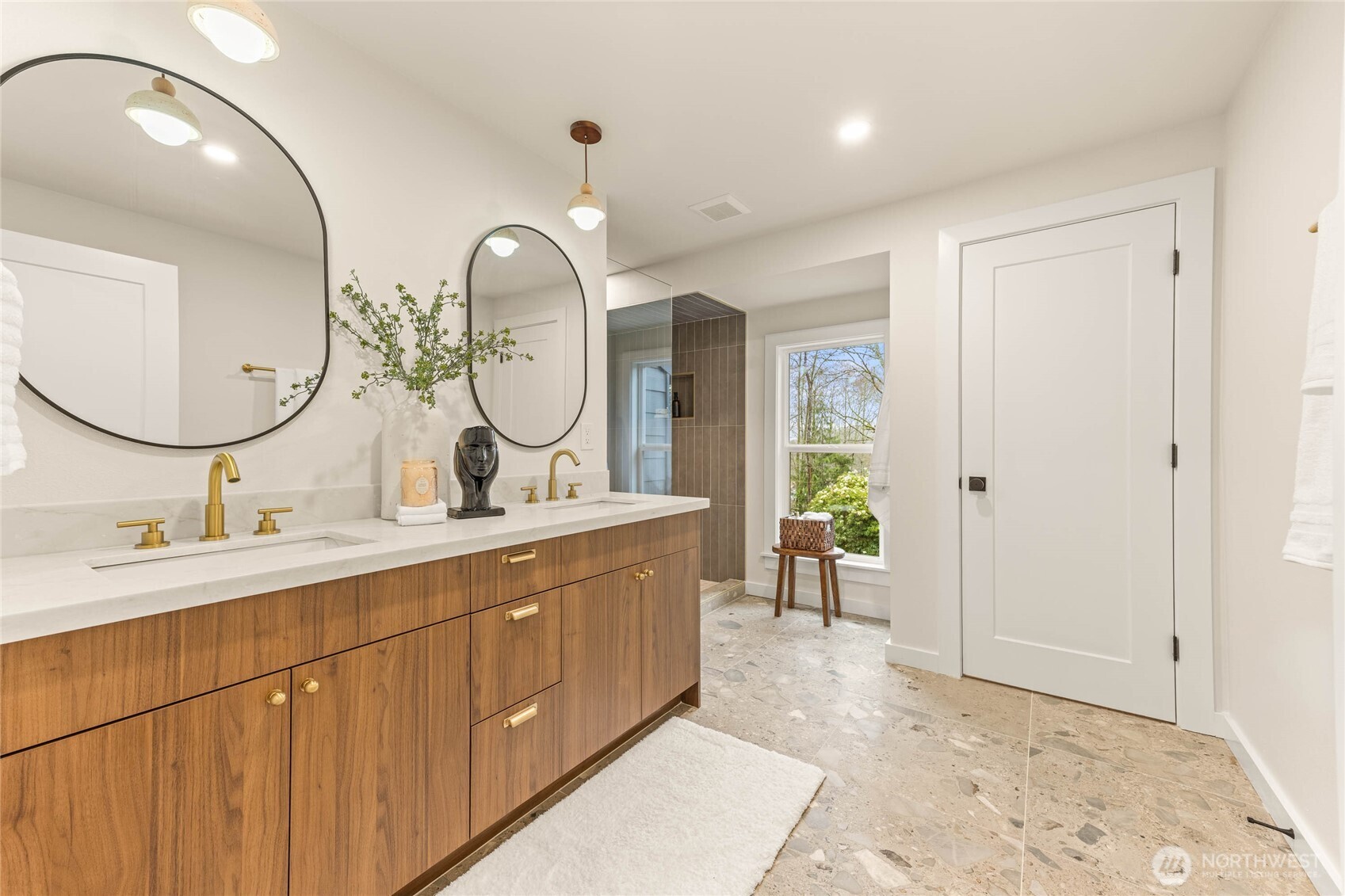 13125 NE 128TH Place , Kirkland, WA 98034