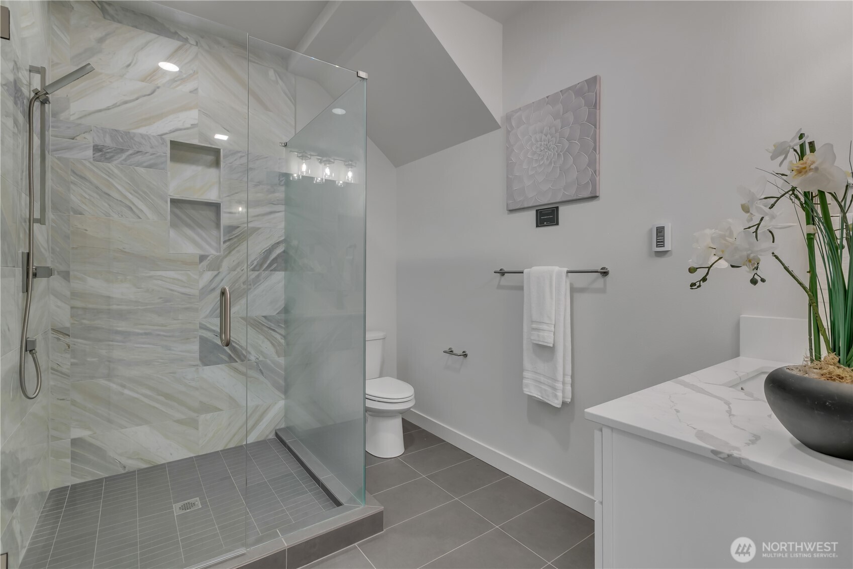 4019 4th Avenue NE, Seattle, WA 98105