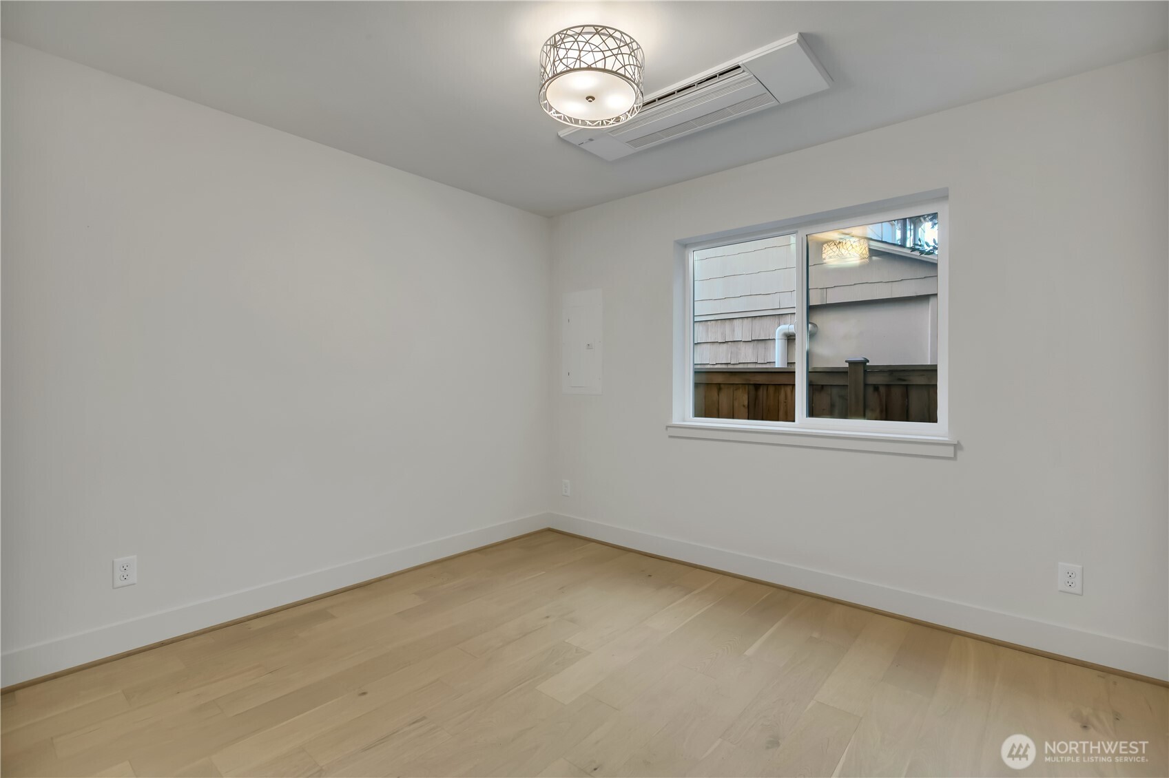 4019 4th Avenue NE, Seattle, WA 98105