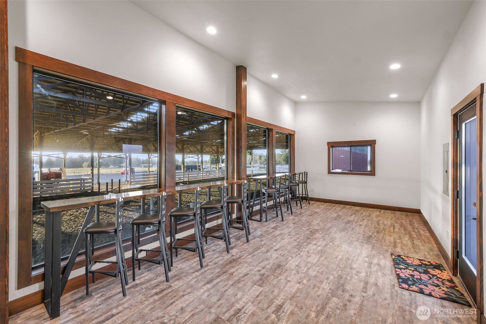 504 E Smith Road , Bellingham, WA 98226