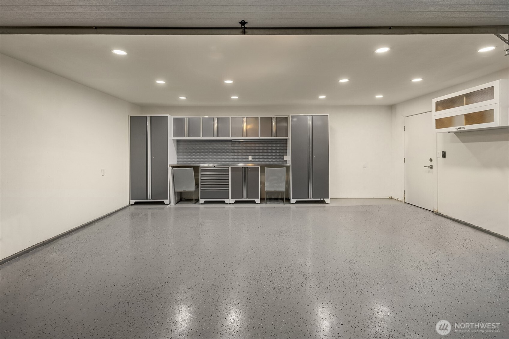 11715 NE 105th Lane , Kirkland, WA 98033-5039