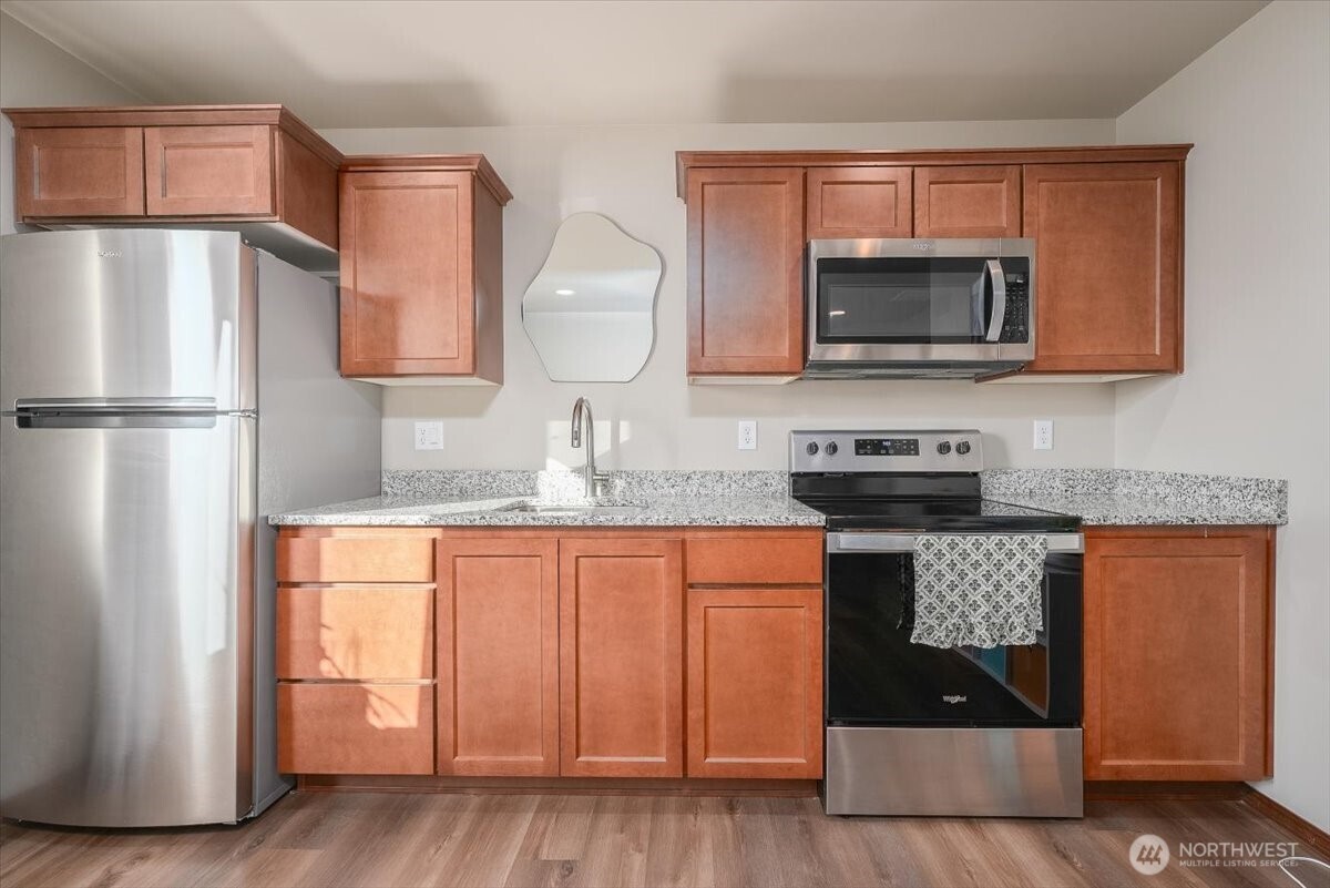 2479 3RD Street SE, East Wenatchee, WA 98802