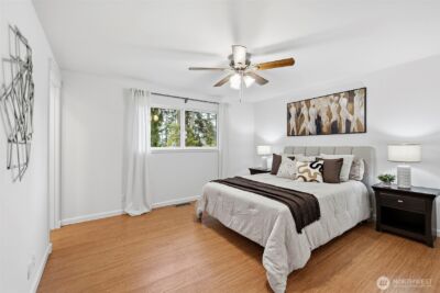 927 217th Street SW, Bothell, WA 98021 - Photo 16