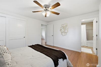 927 217th Street SW, Bothell, WA 98021 - Photo 18