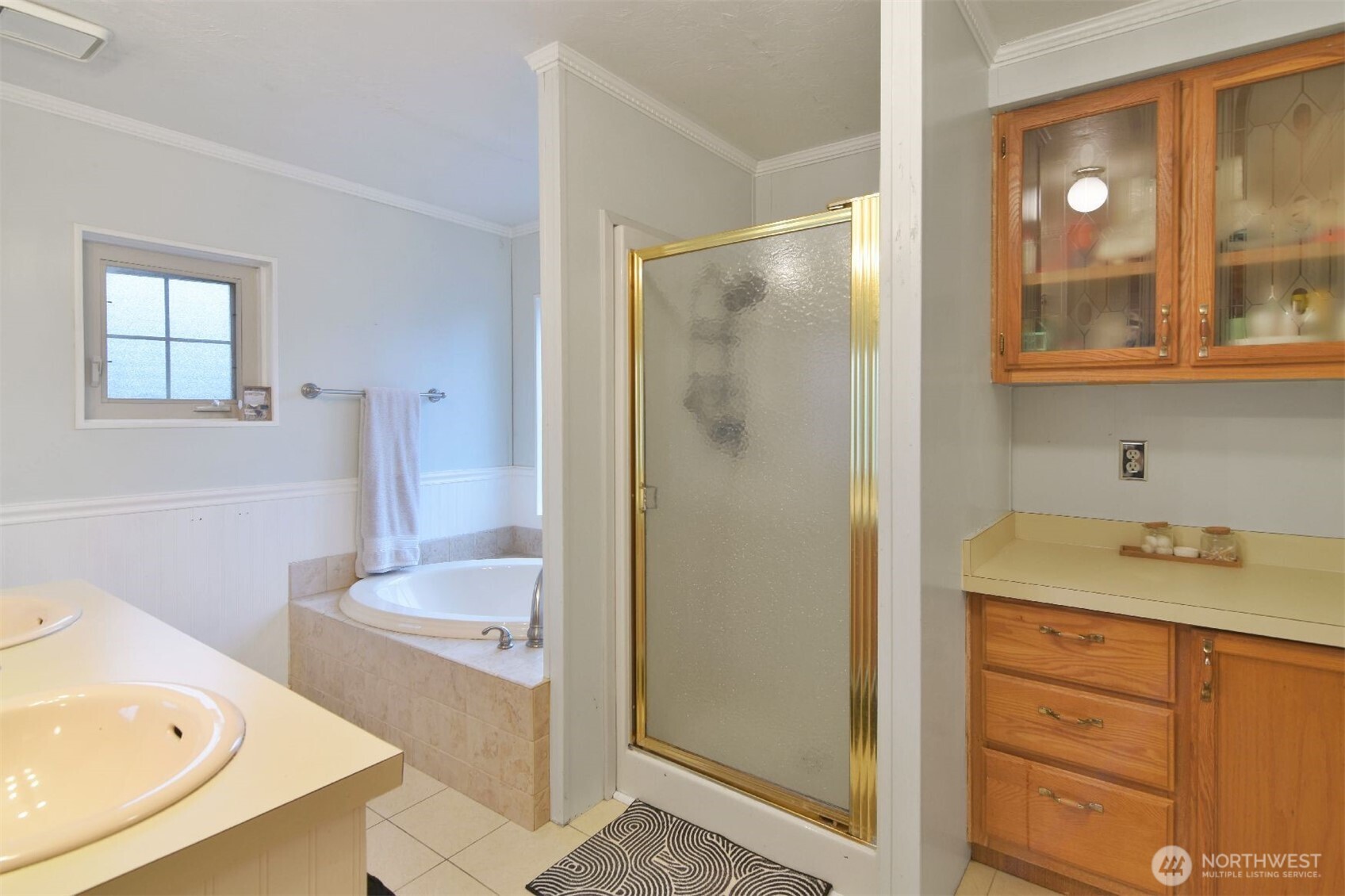 12611 NE 197th Street , Bothell, WA 98011