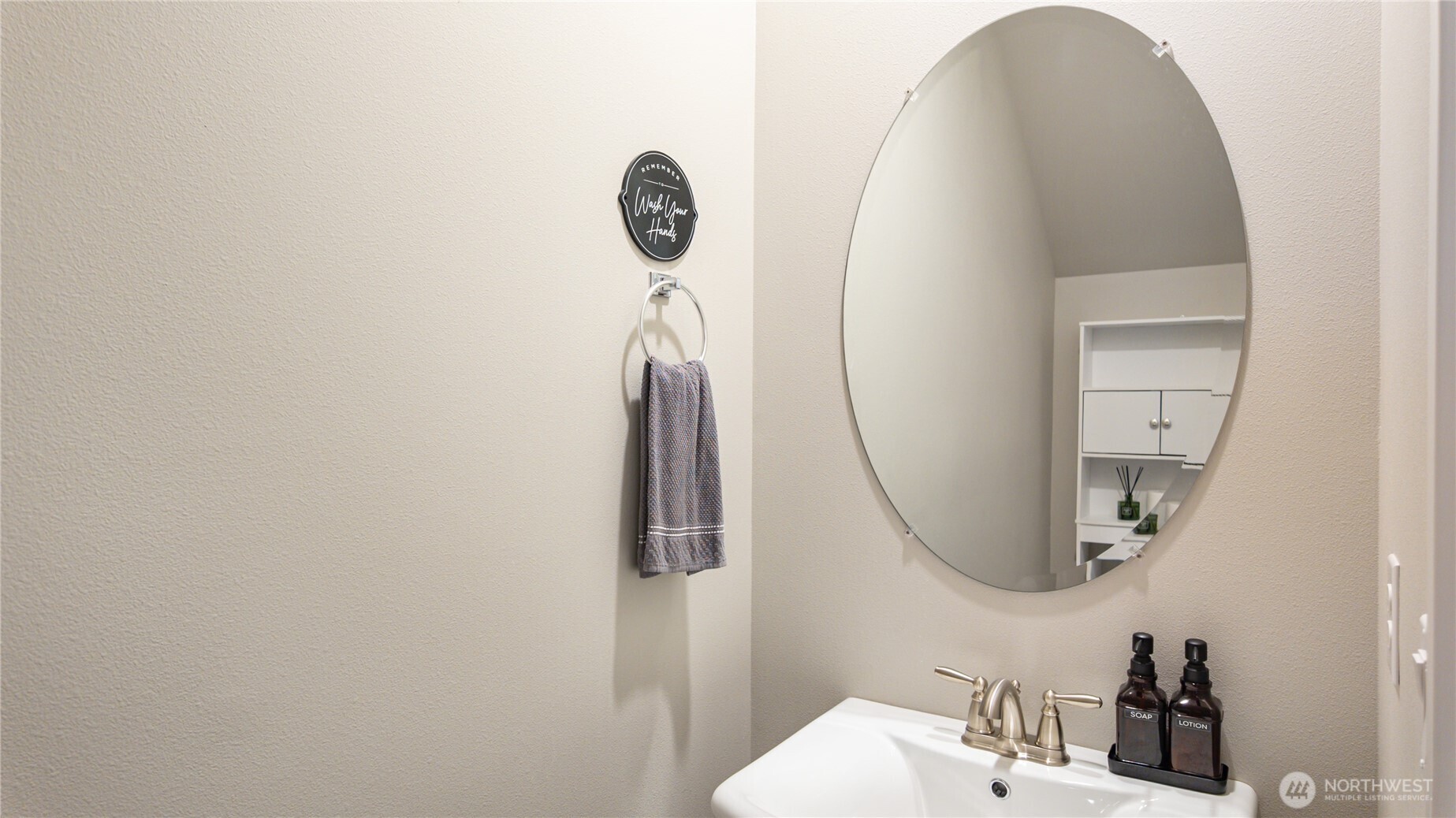 8725 E Gilman Ave , Arlington, WA 98223