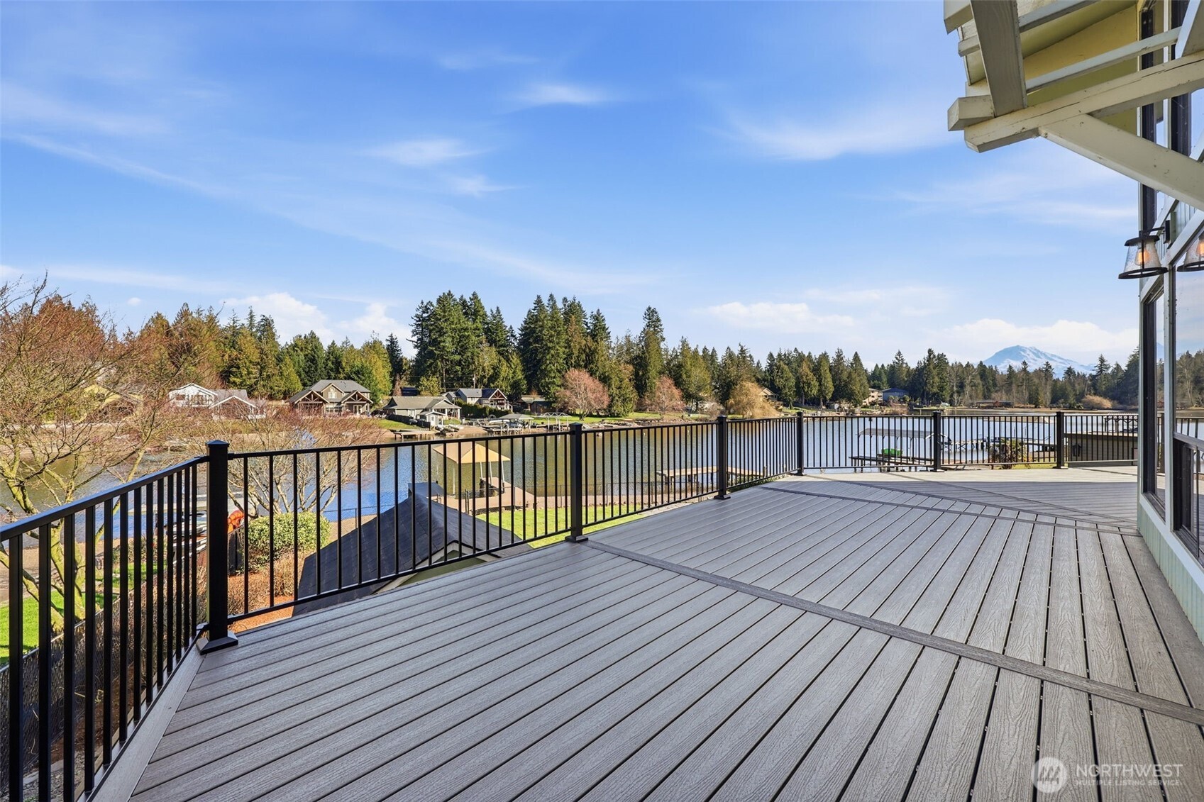 5322 S Island Drive E, Bonney Lake, WA 98391