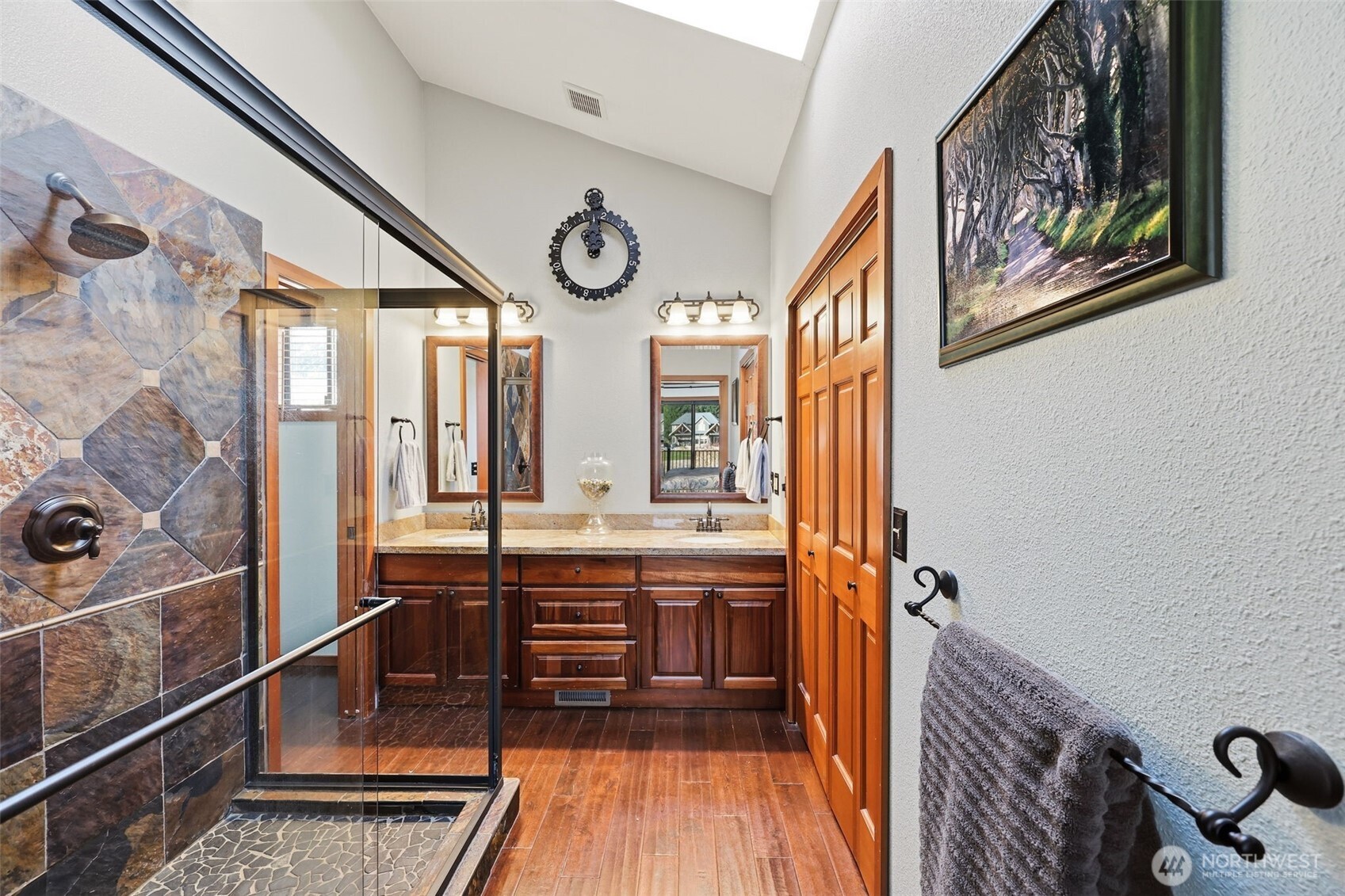 5322 S Island Drive E, Bonney Lake, WA 98391