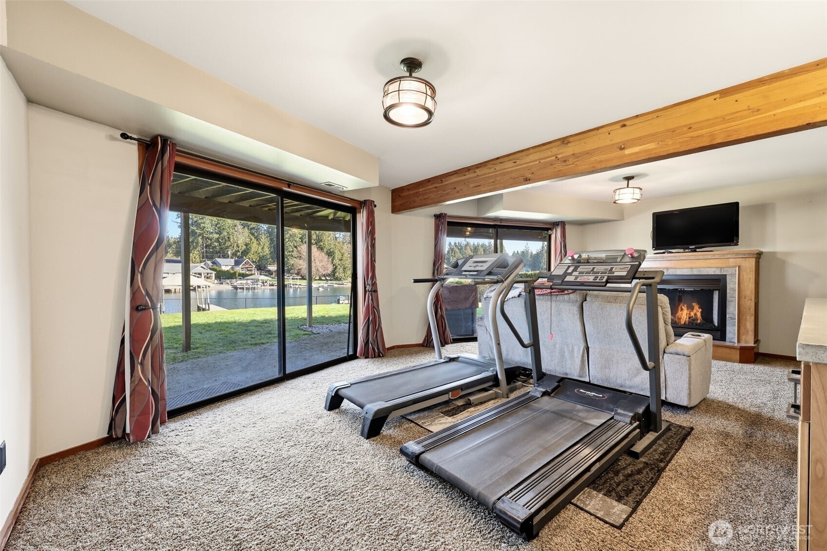 5322 S Island Drive E, Bonney Lake, WA 98391