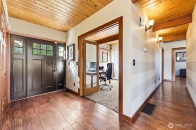 5322 S Island Drive E, Bonney Lake, WA 98391 - Photo 10