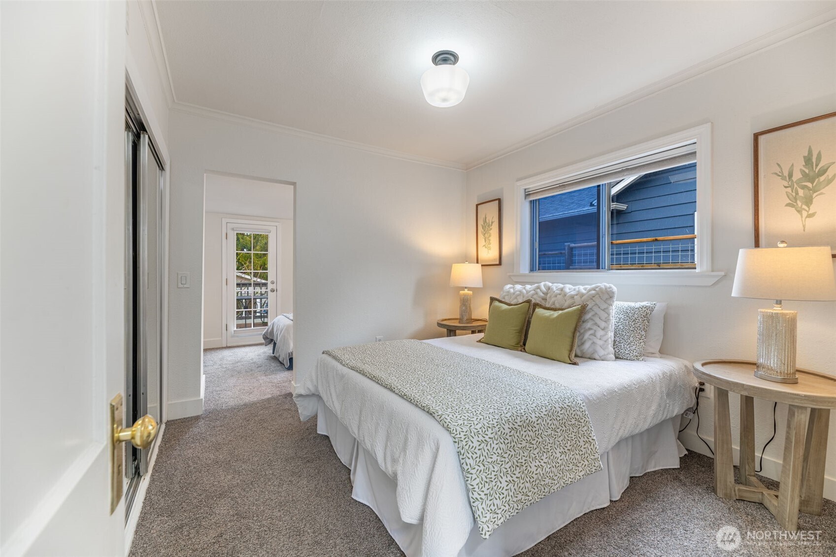 1046 NE 97th Street , Seattle, WA 98115