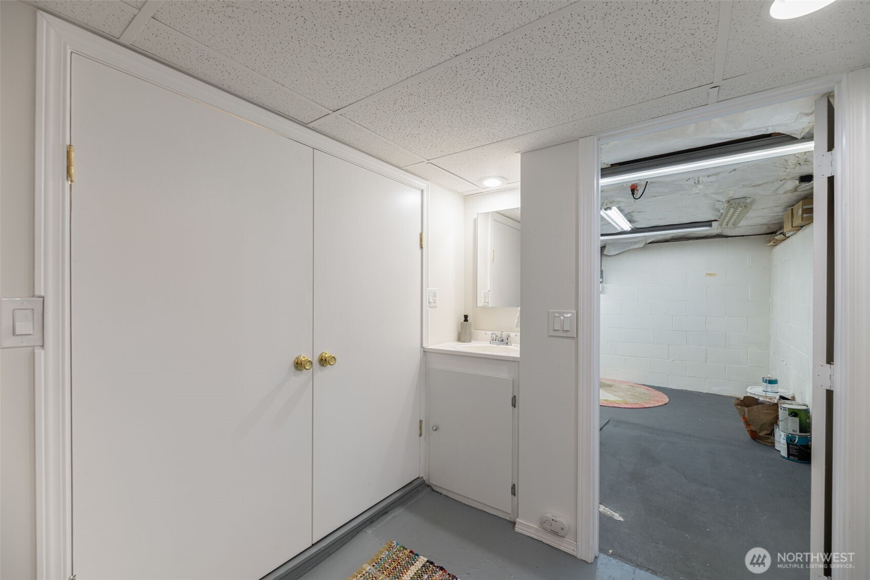 1046 NE 97th Street , Seattle, WA 98115