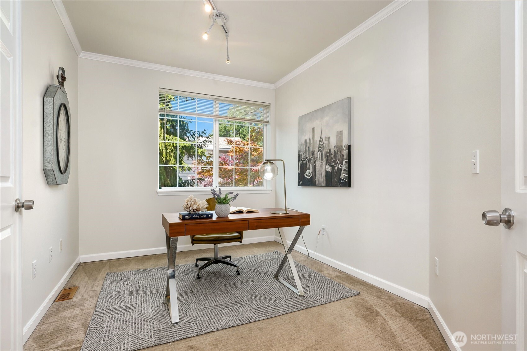 18606 NE 57th Street , Redmond, WA 98052