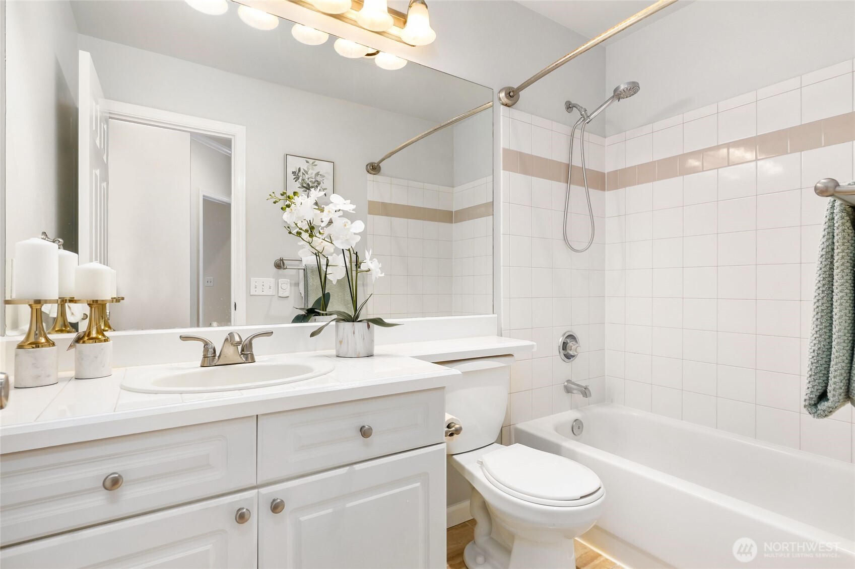 18606 NE 57th Street , Redmond, WA 98052