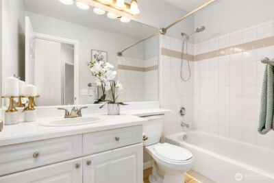 18606 NE 57th Street , Redmond, WA 98052 - Photo 16