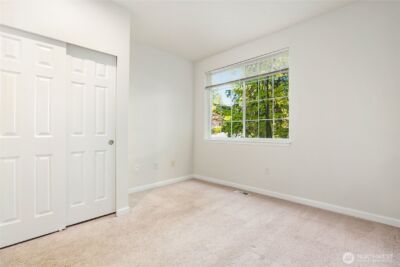 18606 NE 57th Street , Redmond, WA 98052 - Photo 17