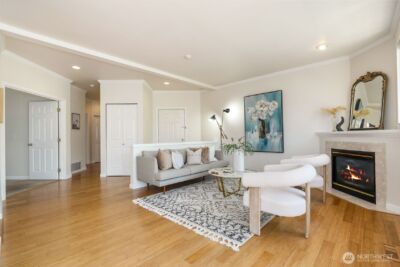 18606 NE 57th Street , Redmond, WA 98052 - Photo 4